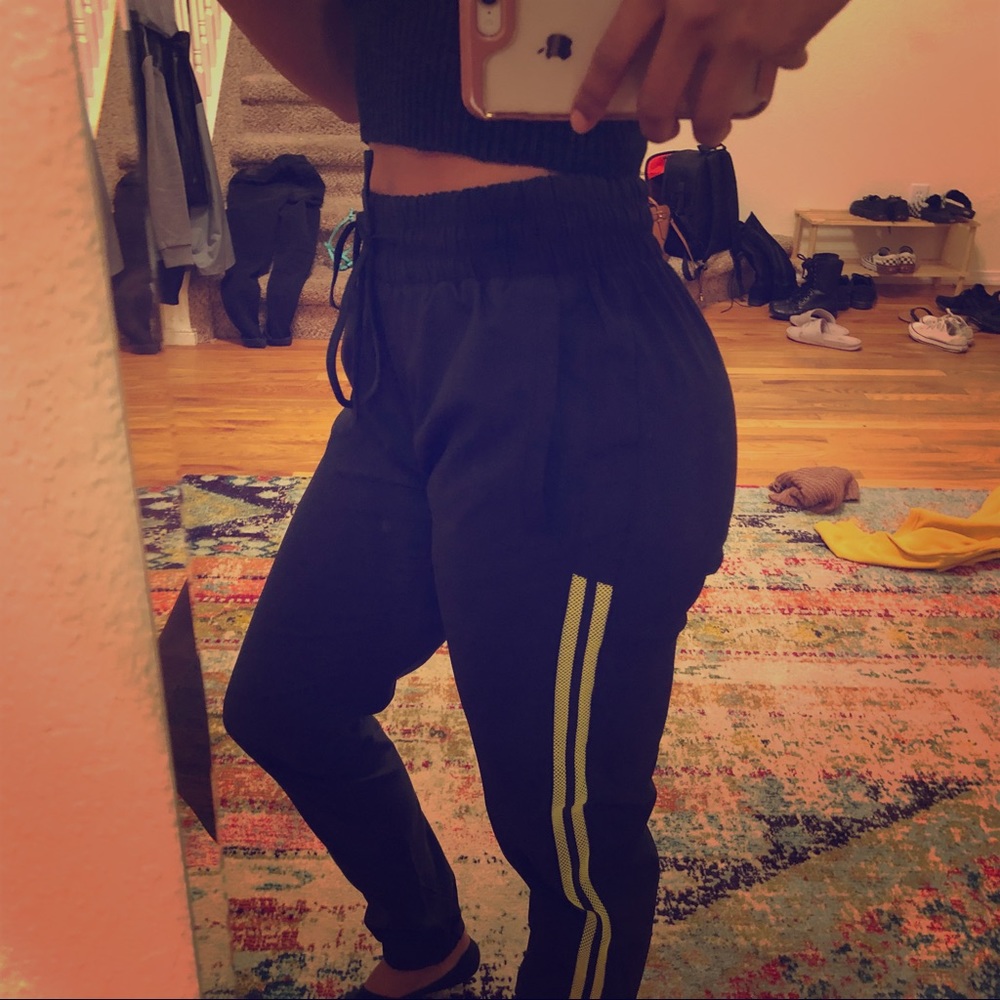Highwasted Joggers